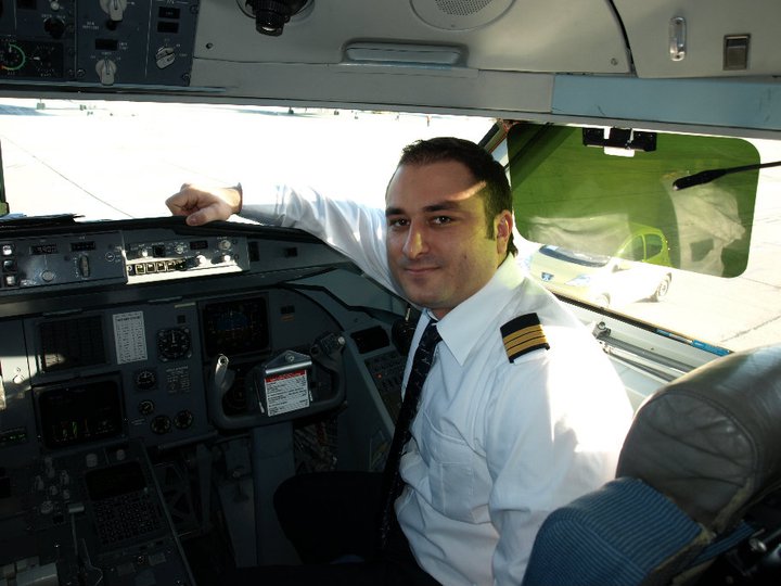 Apahideni cu care ne putem mândri! De mic copil a visat să ajungă pilot iar acum zboară la manșa unui avion cu&nbsp;reacție