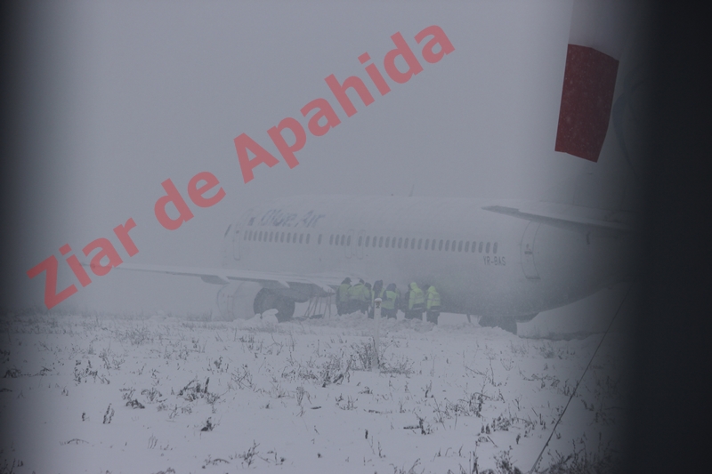 Accident grav pe AEROPORTUL CLuj Napoca. 116 pasageri se aflau într-un avion care a ratat aterizarea. Galerie&nbsp;FOTO