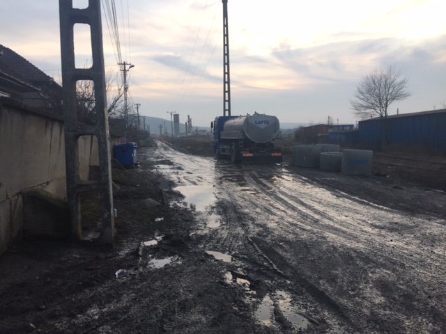 Apahida sub zodia noroiului. Drumuri desfundate și oameni sătui de promisiunile&nbsp;autorităților