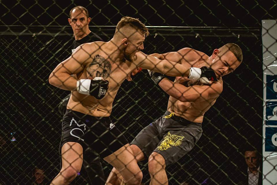 Rușinos. În loc să îl premieze, primarul Fati i-a poprit contul campionului mondial din Apahida, Ciprian Mariș, pentru o datorie&nbsp;necunoscută