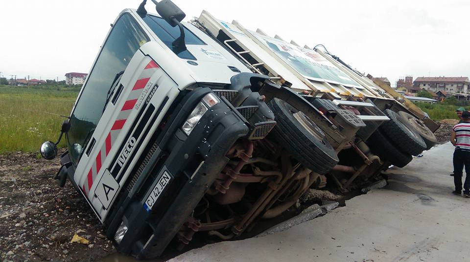 Primarul din Apahida a propus majorarea taxei de salubritate cu 20 la sută, iar consilierii PSD au votat. La fel a făcut și un liberal. Oamenii vor plăti mai mult pentru ridicarea gunoiului