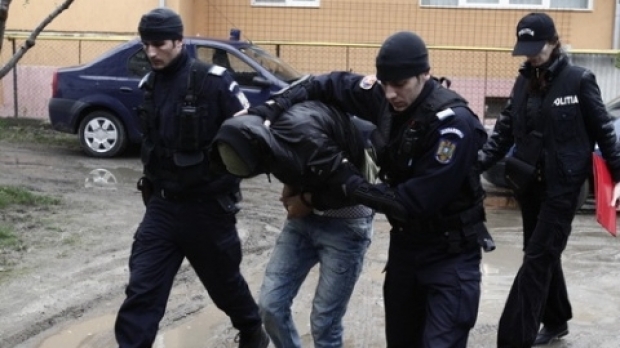 Aveți grijă! Nu lăsați ușile deschise! O apahideancă a fost atacată în propria casă