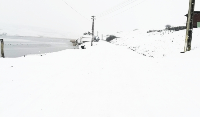 Locuitorii din Câmpenești s-au săturat de MINCIUNI!!! Au semnat o petiție online. Primarul din Apahida ironizat chiar de către finul său