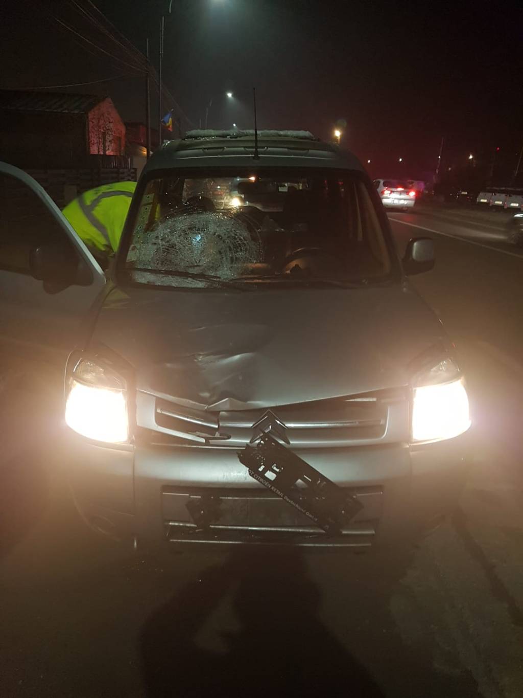 Un pieton a fost spulberat de o mașină la Sânnicoară.&nbsp;VIDEO