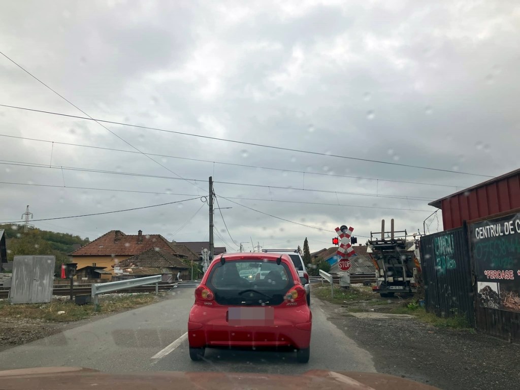Problema barierelor din Apahida, discutată la Ministerul Transporturilor. Paul Cserei, șeful USR Apahida: „Există soluții pentru reducerea timpilor de așteptare”